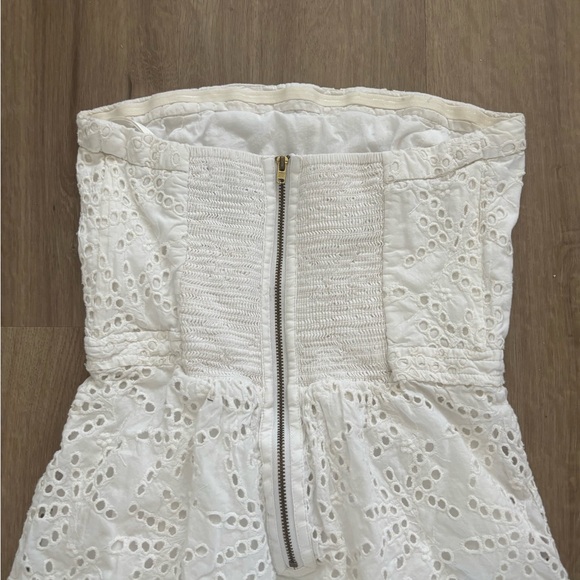 Size 2 GAP white strapless eyelet dress - Picture 7 of 7